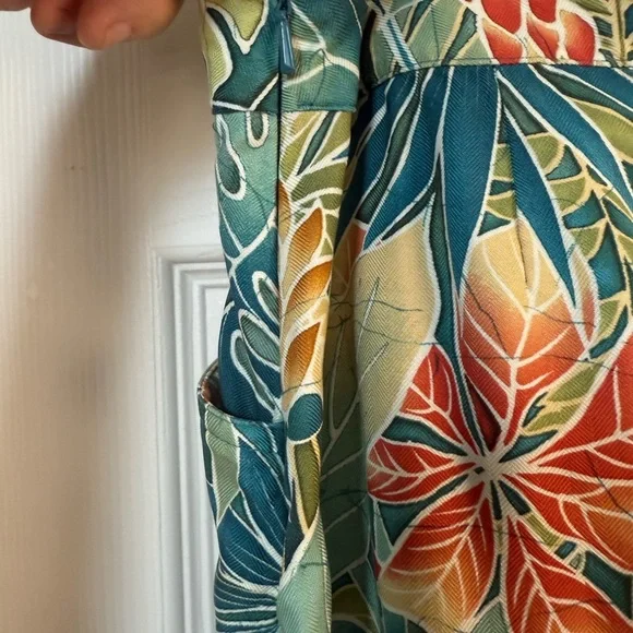 Kriss Kross VTG skirt, 💯% silk floral, teal & yellow 
Machine wash, Size 10 - Picture 5 of 9